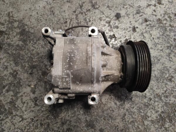 Compresor aire acondicionado Toyota Corolla Hatch IX (E120, E130) 2.0 D-4D (116cv) - Imagen 2