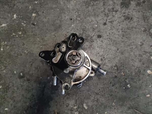 Depresor freno / Bomba vacio Mitsubishi Outlander 2.0 i 16V 4WD (136 cv)