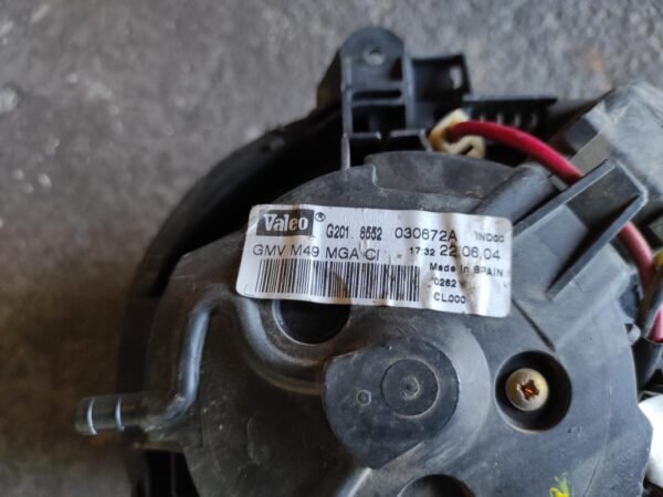 Motor calefacción Peugeot Partner 1.9 D (69 cv) - Imagen 3