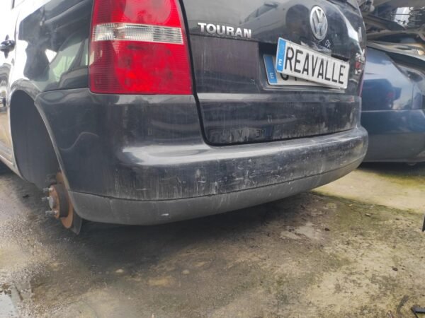 Paragolpe trasero Volkswagen Touran I 2.0 TDI (140 cv) DSG