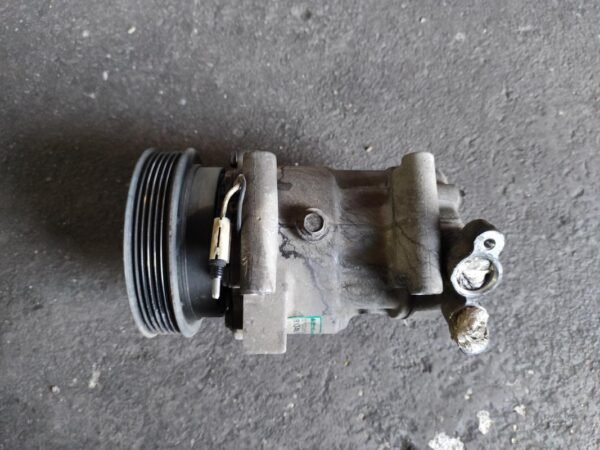 Compresor aire acondicionado Renault Clio II 1.5 dCi (65 cv)