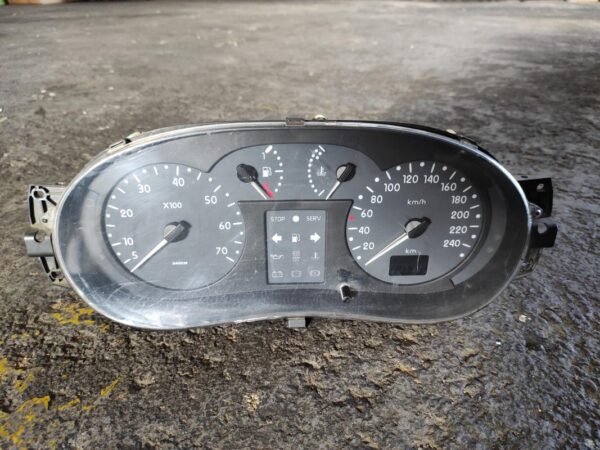Cuadro de instrumentos Renault Clio II 1.9 D (B/C/SB0E) (64 cv)
