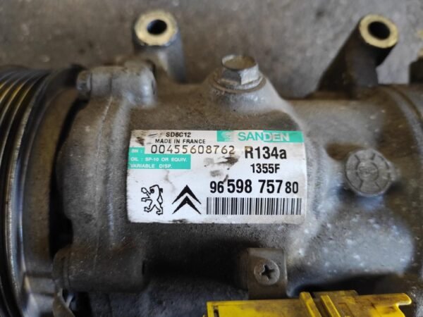 Compresor aire acondicionado Peugeot 207 1.4 HDi (70) - Imagen 4