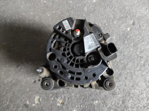 Alternador Mitsubishi Lancer X 2.0 DI-D (140 cv) - Imagen 3
