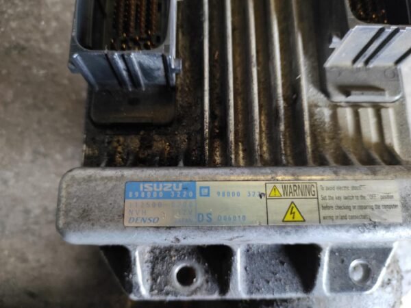 Centralita motor uce Opel Meriva A (Versión 2006) 1.7 CTDI (100 CV) (E75) - Imagen 2
