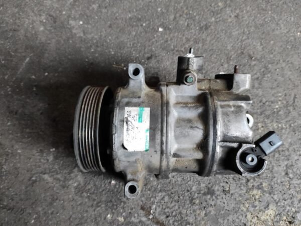 Compresor aire acondicionado Seat Altea XL 1.9 TDI (105 cv) - Imagen 2