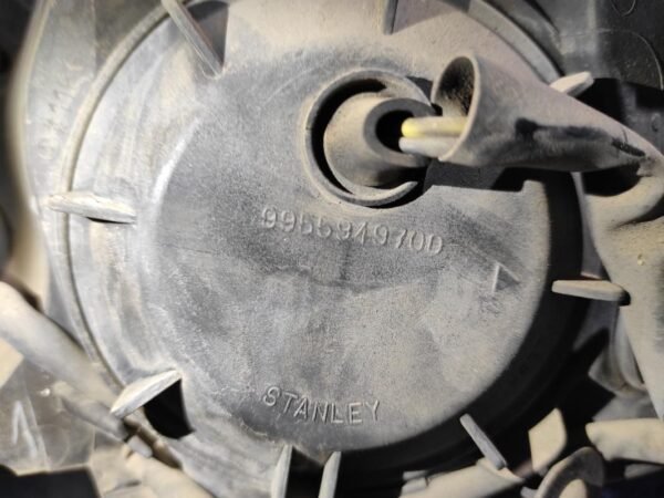 Faro derecho Mitsubishi Lancer X 2.0 DI-D (140 cv) - Imagen 3