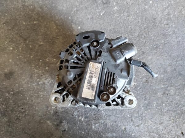 Alternador Peugeot 207 1.4 HDi (70) - Imagen 3