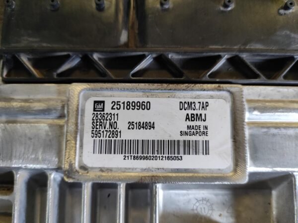 Centralita motor uce Chevrolet Cruze Sedan (Versión 2013) 2.0 TD (163 cv) - Imagen 2