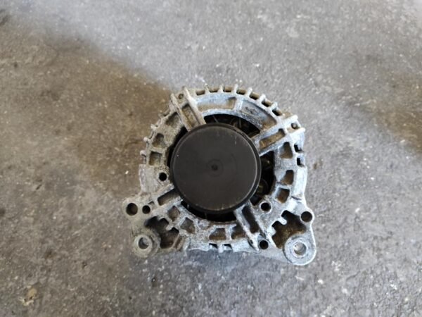 Alternador Volkswagen Touran I 2.0 TDI (136 cv) - Imagen 2