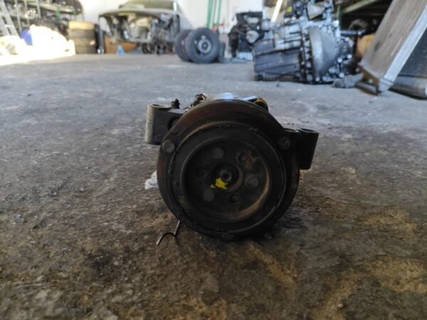Compresor aire acondicionado Bmw Serie 3 (E46) 320d (136 cv) - Imagen 2