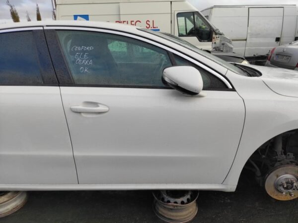 Puerta delantera derecha Peugeot 508 2.0 HDI (163 cv) FAP