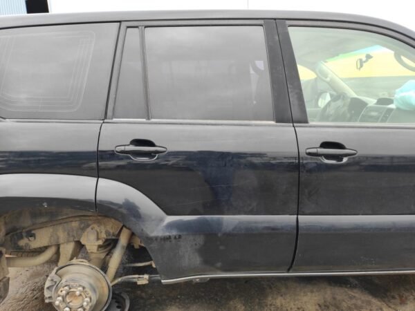 Puerta trasera derecha Toyota Land Cruiser (120) Prado 3.0 D-4D (5 dr) (173 cv) 120