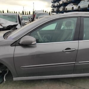 Puerta delantera izquierda Renault Laguna III Grandtour 2.0 dCi FAP (150 cv) Automatico