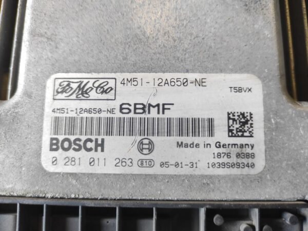 Centralita motor uce Ford Focus Turnier II 1.6 TDCi  (110 CV) - Imagen 2