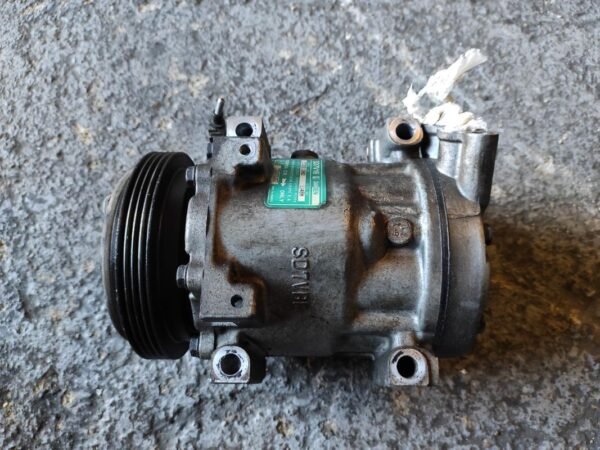 Compresor aire acondicionado Renault Clio II 1.4 (B/CB0C) (75 cv) - Imagen 2