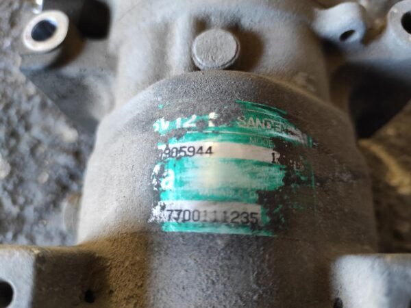 Compresor aire acondicionado Renault Clio II 1.9 D (B/C/SB0E) (64 cv) - Imagen 4