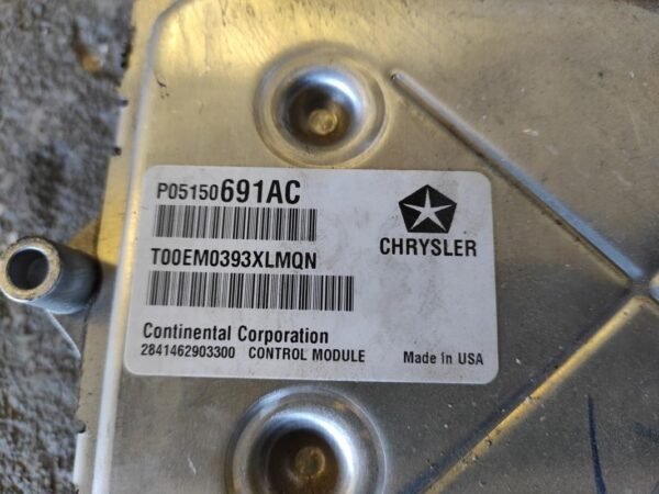 Centralita motor uce Fiat Freemont 2.0 (170 cv) AWD Automatico - Imagen 3