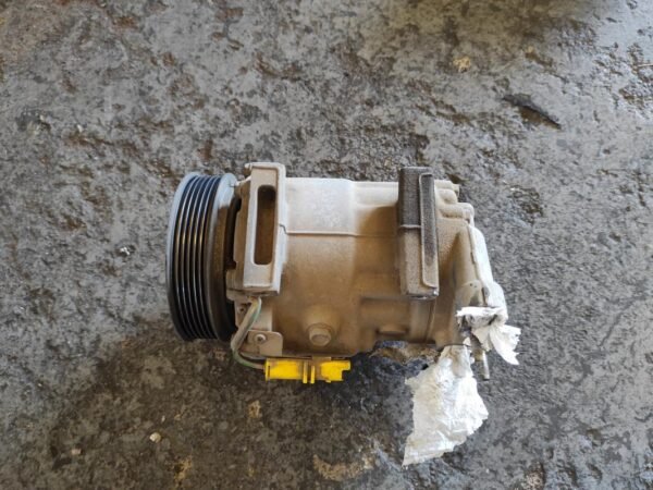 Compresor aire acondicionado Peugeot 407 2.0i 16V (136 cv)
