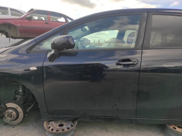 Puerta delantera izquierda Toyota Verso 2.0 D4-D (126cv)