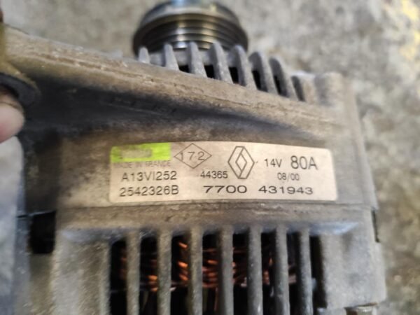Alternador Renault Megane I Grandtour (Fase II, 1999) 1.9 DTi Century (98 cv) - Imagen 4