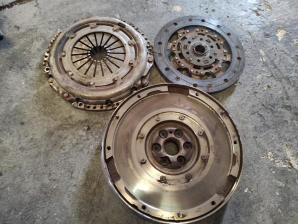 Kit embrague Volvo S40 II (Versión 2008) 1.6 16V (109 cv) - Imagen 3