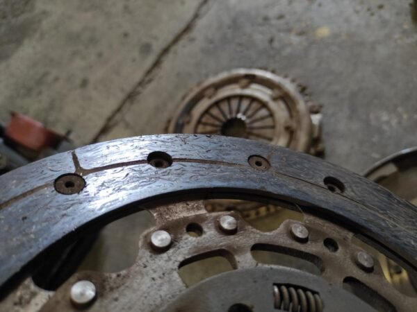 Kit embrague Volvo S40 II (Versión 2008) 1.6 16V (109 cv) - Imagen 2