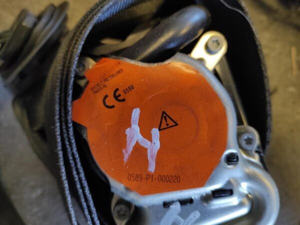Juego cinturones delanteros Seat Leon III 1.6 TDI (105 cv) start/stop - Imagen 2