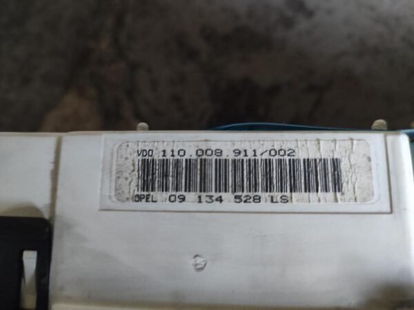 Cuadro de instrumentos Opel Vectra B 2.0 DTI 16V (101 cv) - Imagen 3