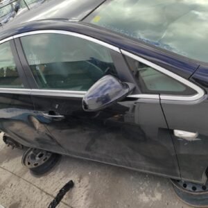 Puerta delantera derecha Opel Astra J 1.7 CDTI (125 cv)