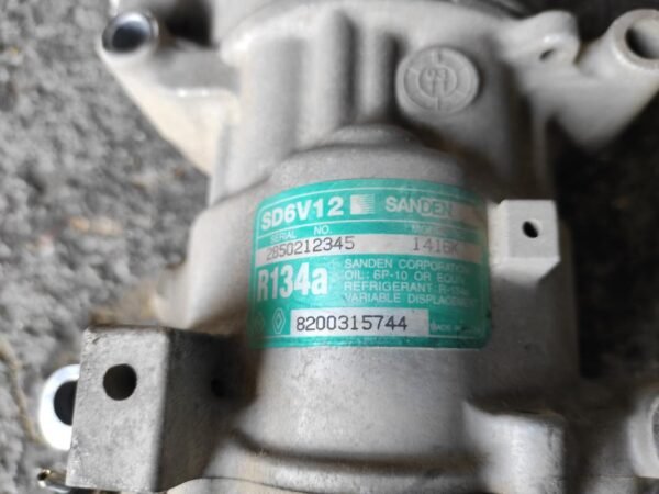 Compresor aire acondicionado Renault Clio II 1.5 dCi (65 cv) - Imagen 4