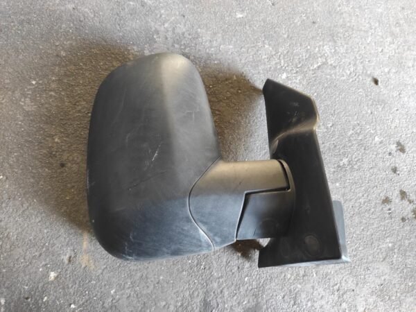 Retrovisor derecho Ford Transit Furgón (FA_ _) 2.2 DI (FAE_,FAF_,FAG) (86 cv)