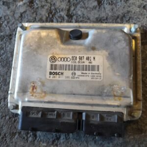 Centralita motor uce Audi A4 Avant (B6 8E) 2.5 TDI V6 (180 cv) quattro