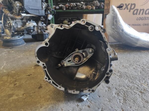 Caja cambios Audi A4 Avant (B6 8E) 2.5 TDI V6 (180 cv) quattro - Imagen 2