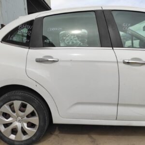 Puerta trasera derecha Citroen C3 II (Fase II, 2013) 1.6 BlueHDi (75 cv)