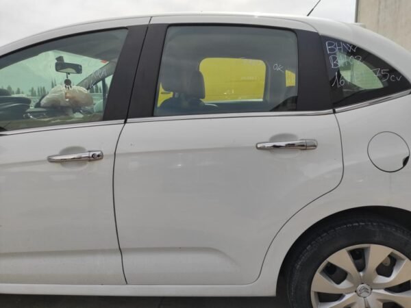 Puerta trasera izquierda Citroen C3 II (Fase II, 2013) 1.6 BlueHDi (75 cv)