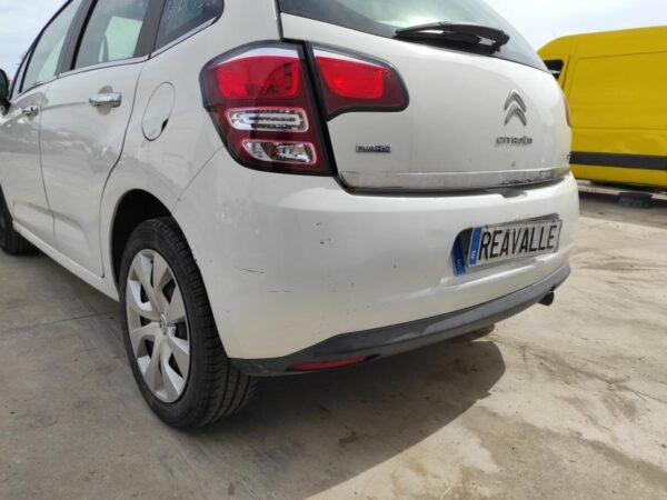 Paragolpe trasero Citroen C3 II (Fase II, 2013) 1.6 BlueHDi (75 cv) - Imagen 2