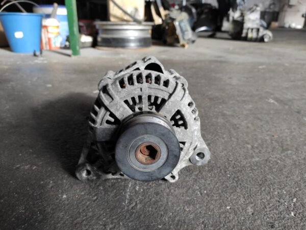 Alternador Hyundai Santa Fe II 2.2 CRDi (150 cv) - Imagen 2