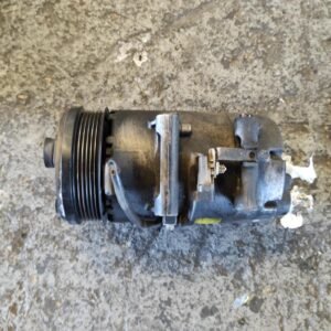 Compresor aire acondicionado Ford Focus Turnier II 1.8 TDCi (116 cv)