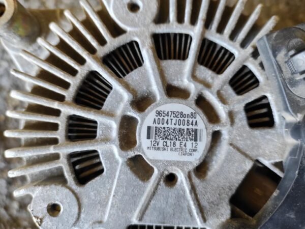 Alternador Peugeot 407 2.0 HDi (136 cv) - Imagen 4