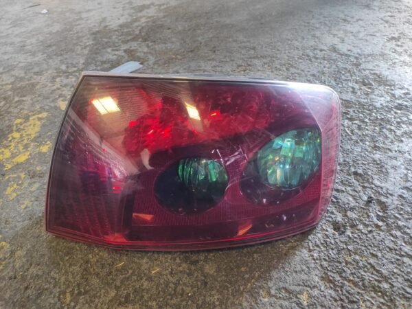 Piloto trasero derecho Peugeot 407 1.6 HDi (109 cv)