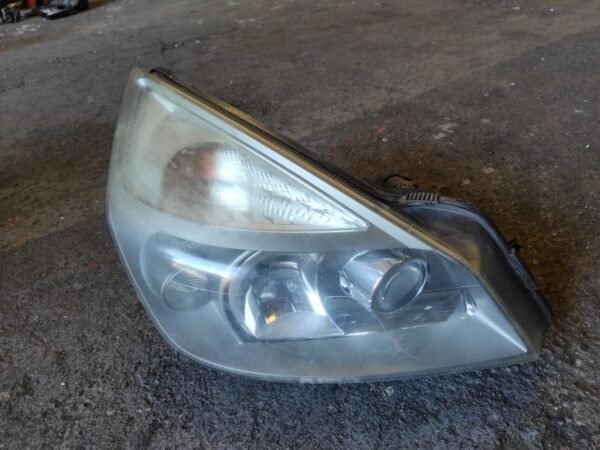Faro derecho Renault Espace IV 2.2 dCi (150 cv)