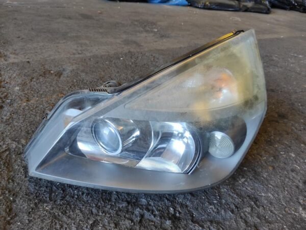 Faro izquierdo Renault Espace IV 2.2 dCi (150 cv)