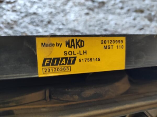 Piloto trasero izquierdo Fiat Doblo Cargo (223_) 1.9 JTD (105 cv) - Imagen 3