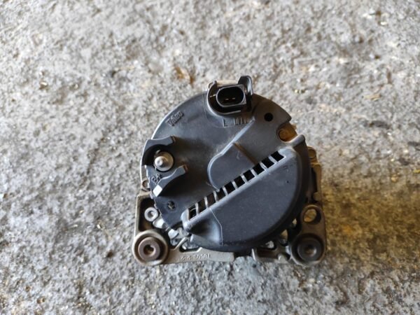 Alternador Skoda Fabia III 1.2 (69cv) - Imagen 3