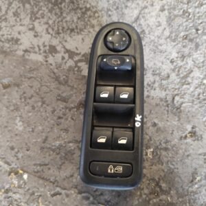 Mando elevalunas delantero izquierdo Citroen C5 II (Fase I, 2008) 2.0 HDi (136 cv)
