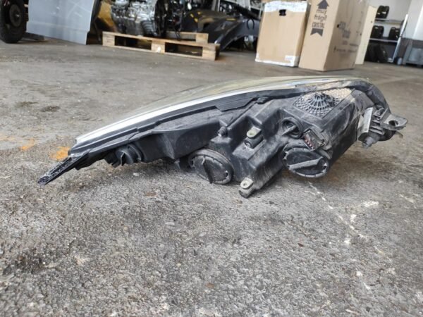 Faro izquierdo Opel Insignia Hatchback 2.0 CDTI (131 cv) DPF - Imagen 2