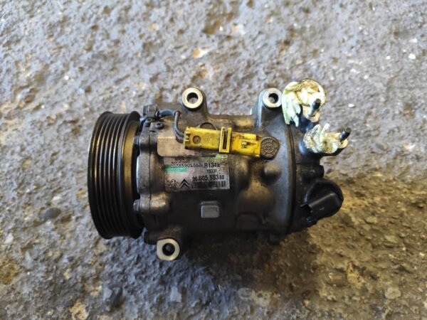 Compresor aire acondicionado Citroen C5 II (Fase I, 2008) 2.0 HDi (136 cv) - Imagen 2