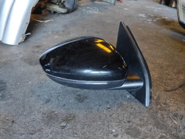 Retrovisor derecho Peugeot 308 II 1.6 HDI (92 cv)
