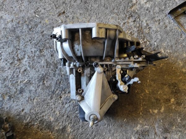 Caja cambios Nissan Micra C+C (K12) 1.4 16V (88 cv)
